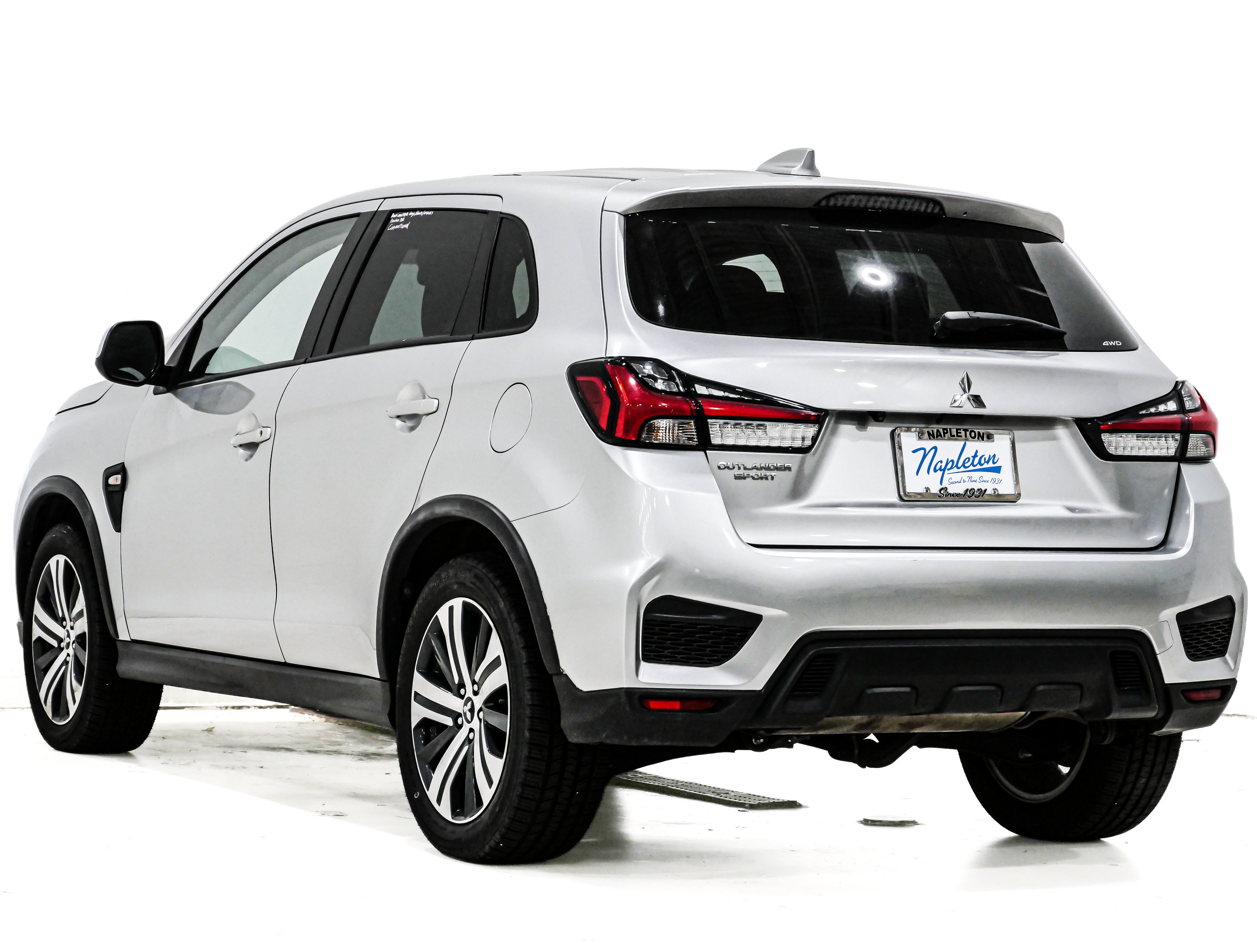 Used 2024 Mitsubishi Outlander Sport ES AWD/4WD image 8