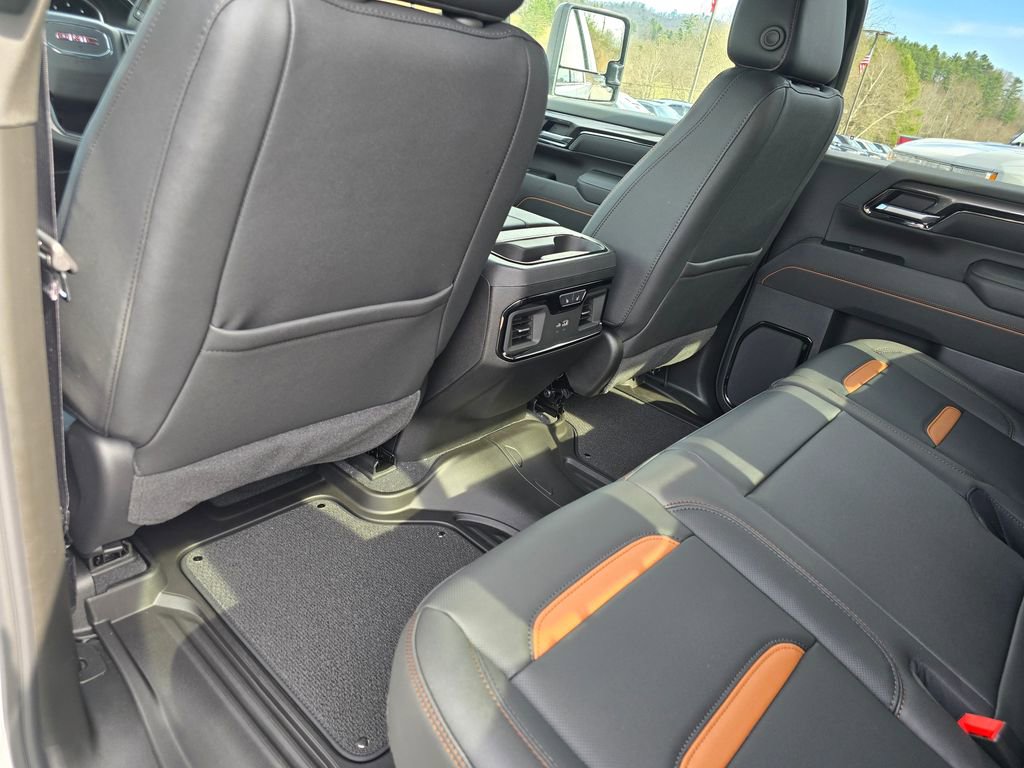 New 2026 GMC Sierra 2500 AT4 w/ AT4 Premium Plus Package image 28