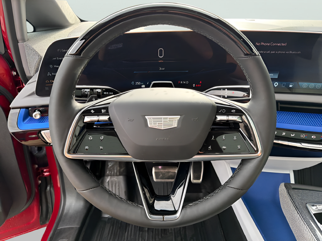 Certified 2025 Cadillac Optiq Sport 1 w/ LPO, Floor Liner Package AWD/4WD image 26