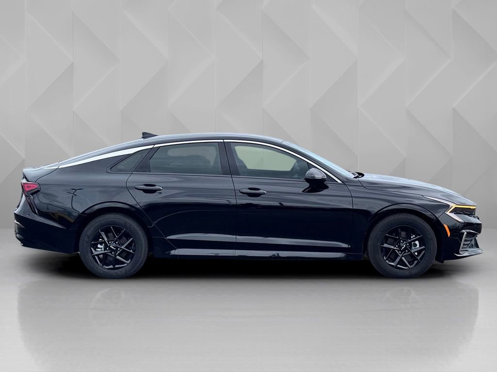 New 2026 Kia K5 LXS image 4