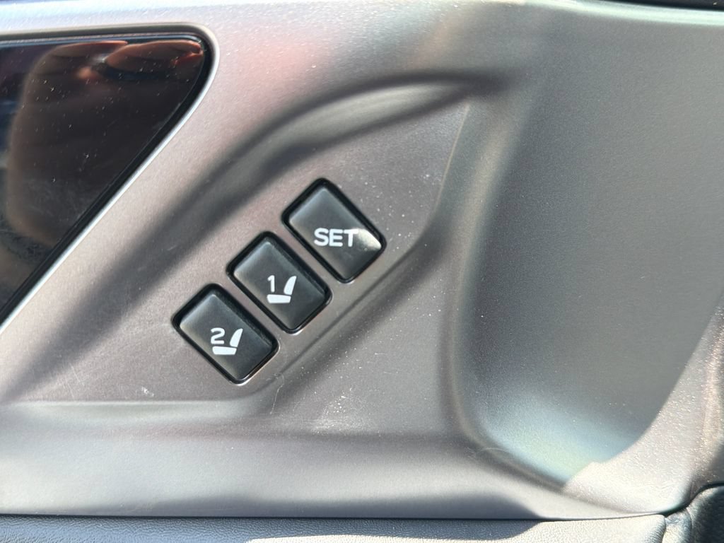 Certified 2023 Subaru Outback Limited AWD/4WD image 50