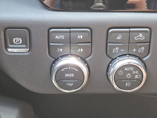 New 2026 GMC Sierra 1500 SLT w/ SLT Premium Plus Package AWD/4WD image 13