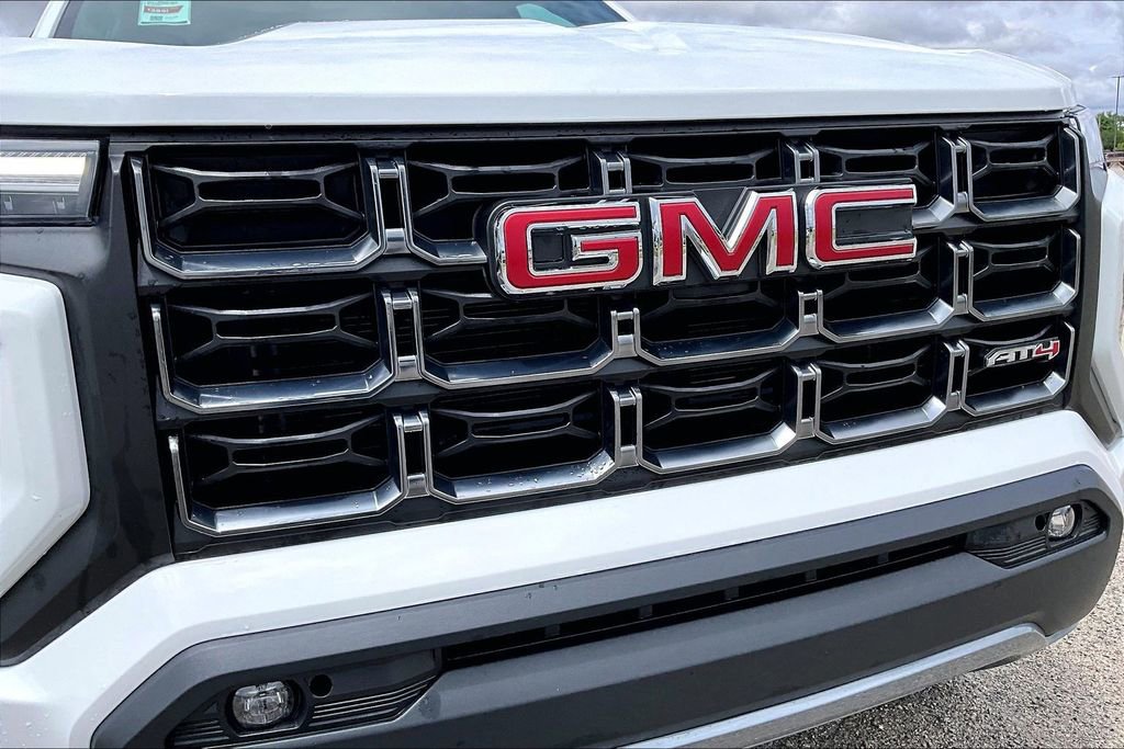 Used 2023 GMC Canyon AT4 w/ AT4 Premium Package AWD/4WD image 28