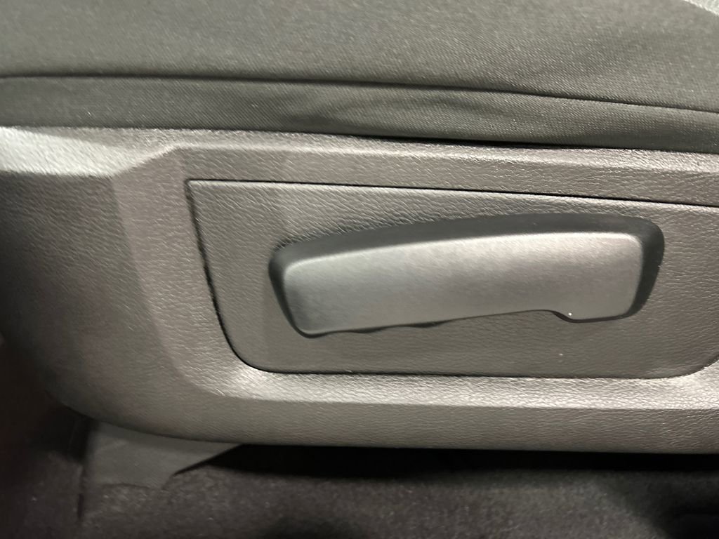 Used 2022 RAM 1500 Classic Warlock w/ Electronics Group image 18