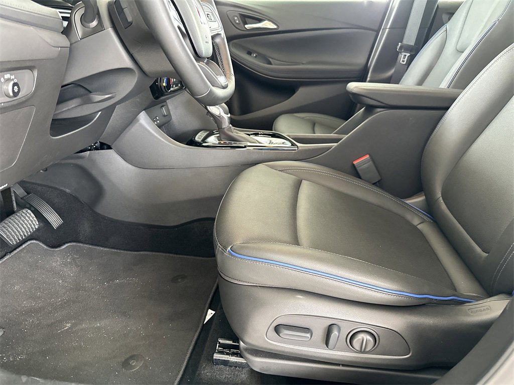 New 2025 Buick Encore GX Sport Touring w/ Advanced Technology Package image 13