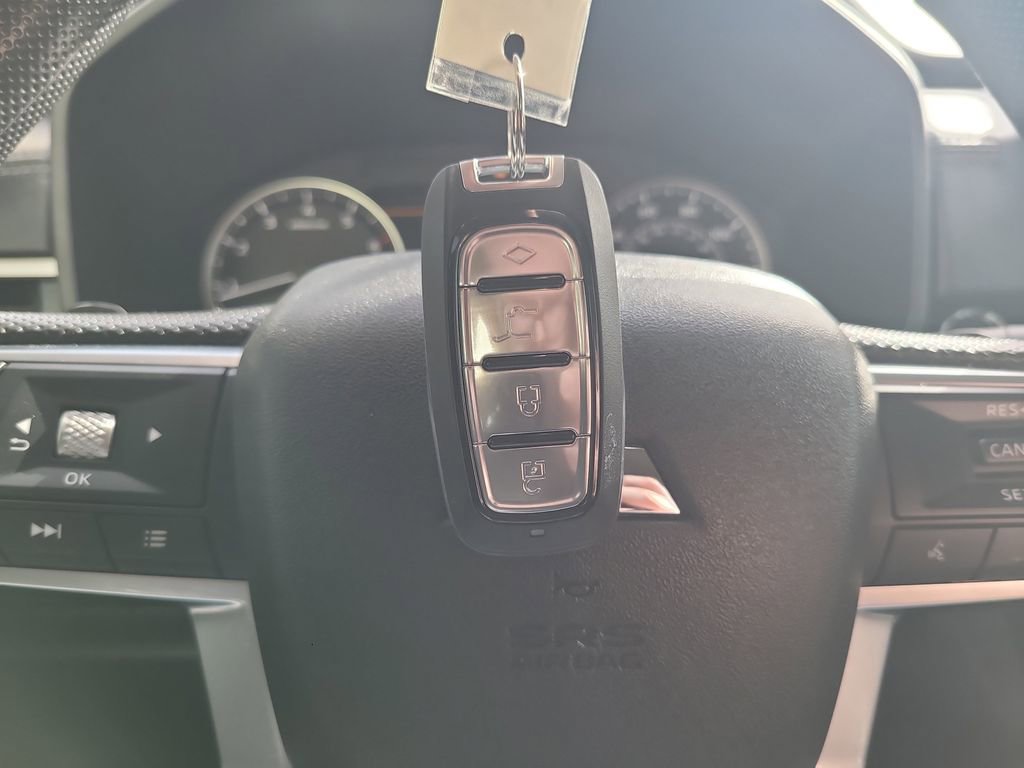 Used 2024 Mitsubishi Outlander ES image 29