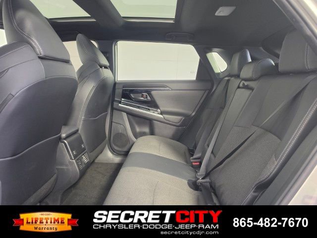 Used 2024 Toyota bZ4X XLE w/ Weather Package AWD/4WD image 28