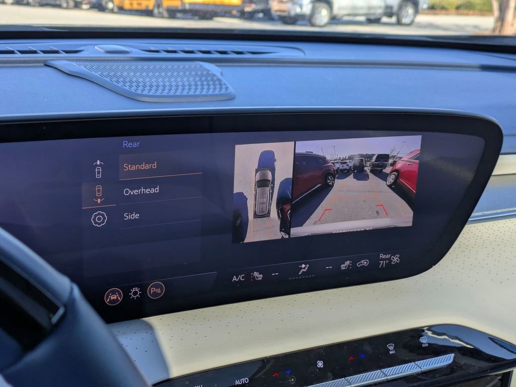 Used 2025 Buick Enclave Avenir w/ Super Cruise Package image 23