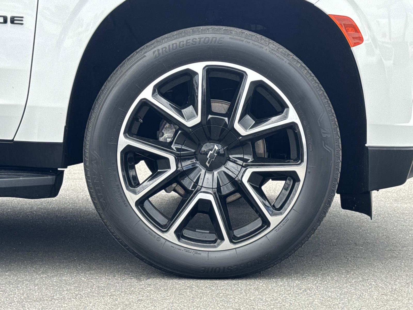 Used 2023 Chevrolet Tahoe RST w/ Luxury Package image 32