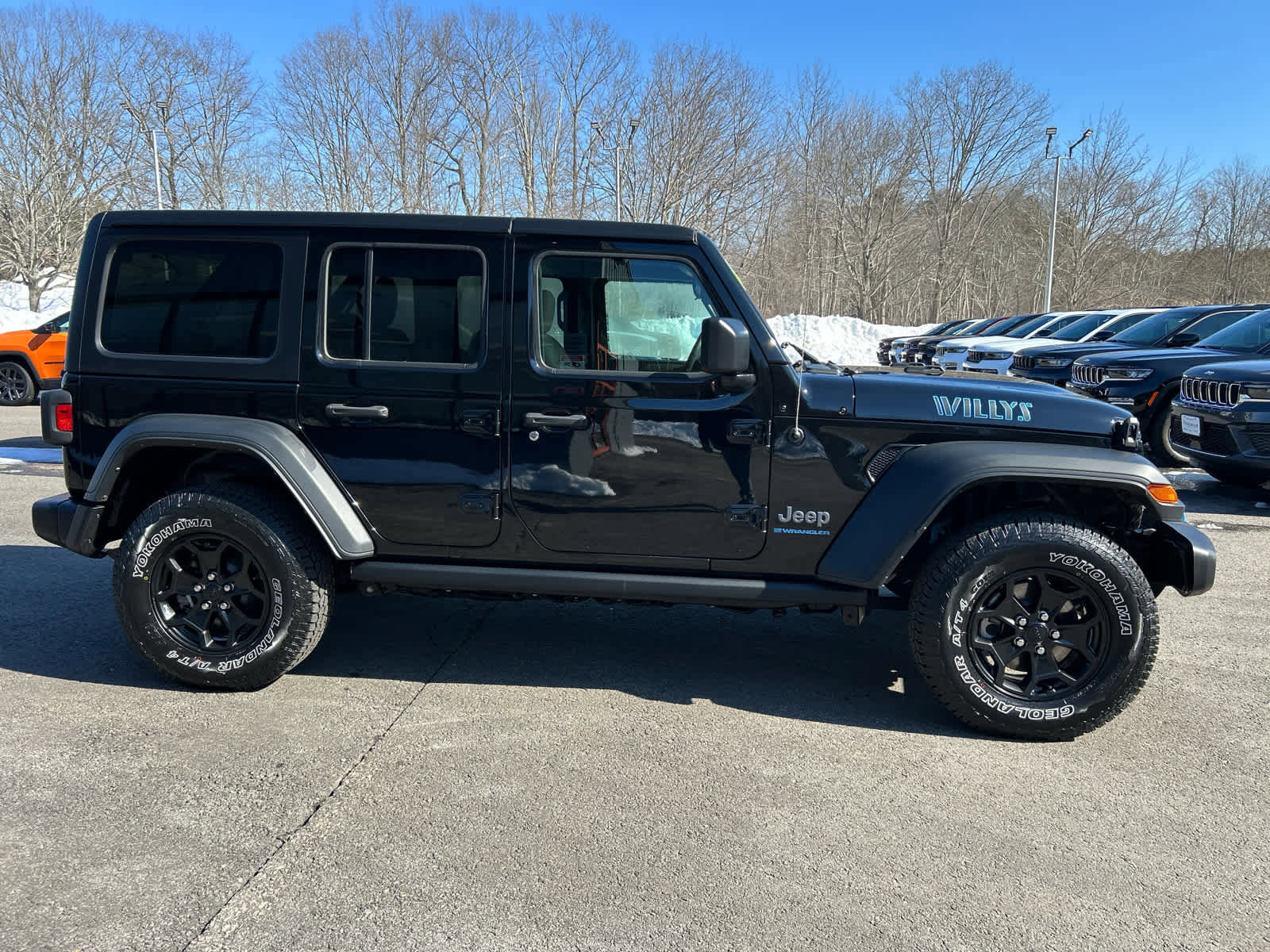 Used 2023 Jeep Wrangler Unlimited w/ Cold Weather Group image 3