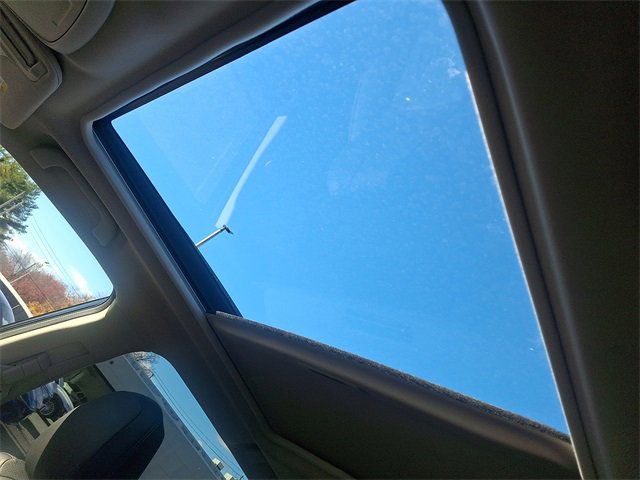 Used 2023 Subaru Forester Limited image 15