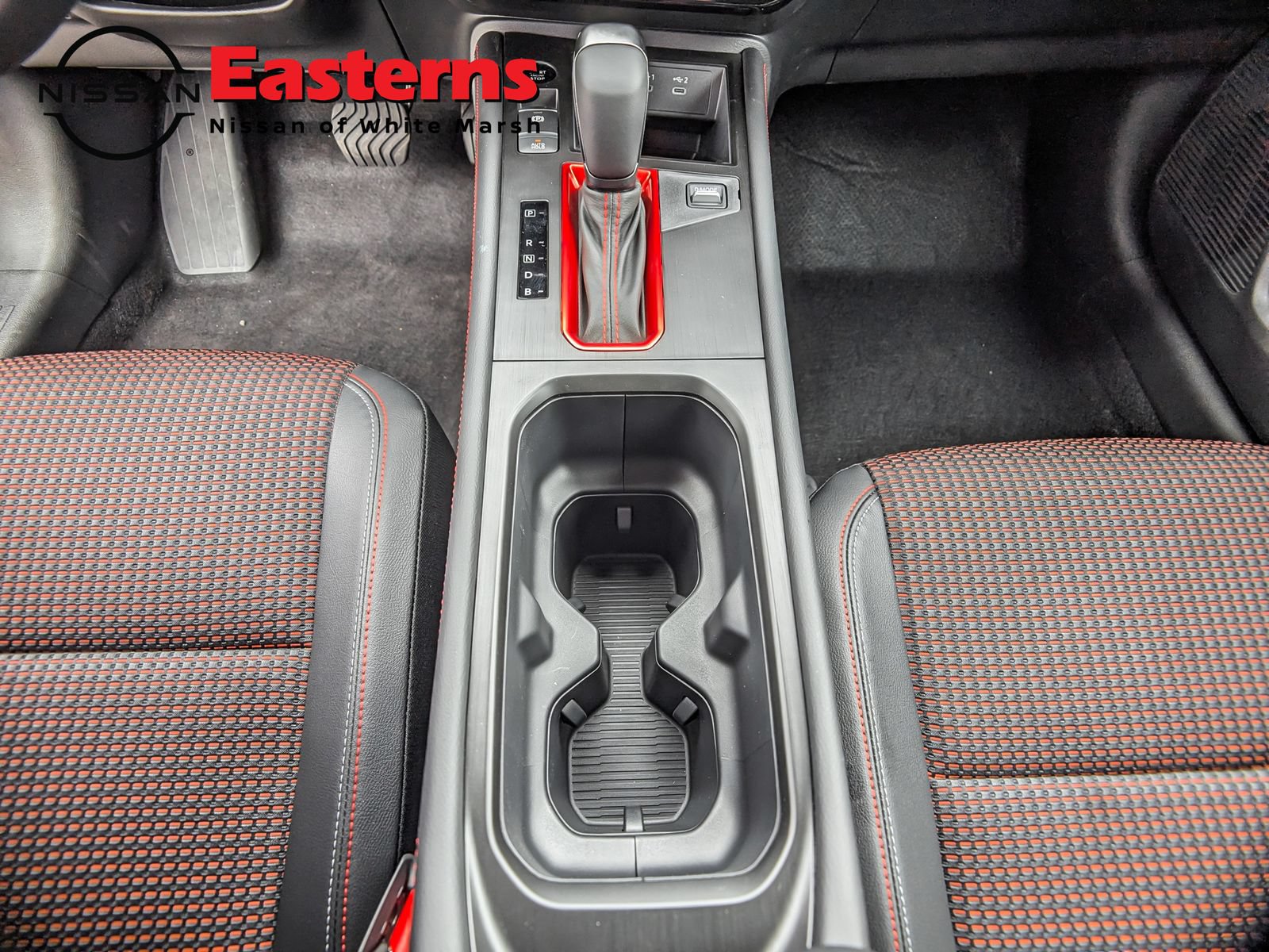 New 2026 Nissan Kicks SR w/ Cold Weather Package AWD/4WD image 15