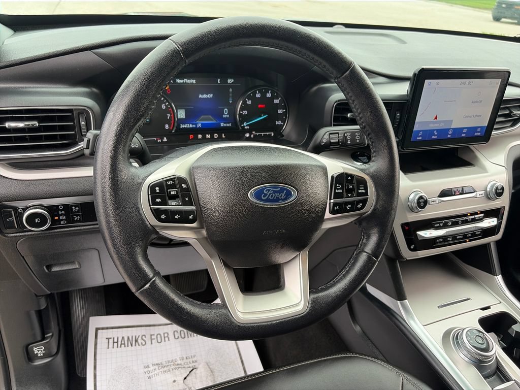 Used 2024 Ford Explorer XLT w/ Equipment Group 202A AWD/4WD image 19