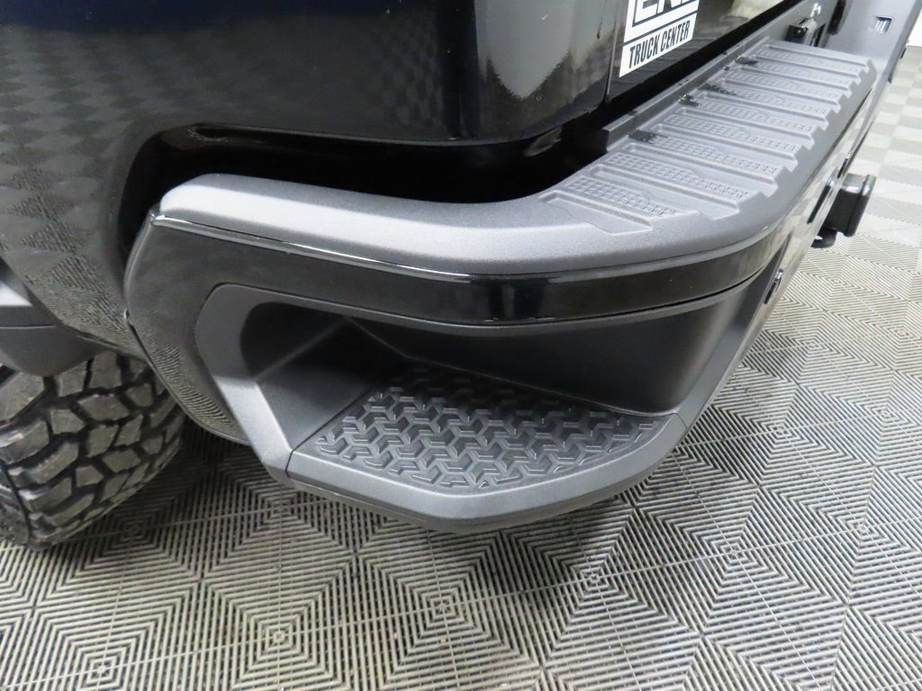 Used 2024 Chevrolet Silverado 2500 ZR2 w/ Technology Package image 51