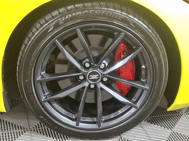 Used 2024 Nissan Z Performance w/ Floor Mat Package RWD image 11