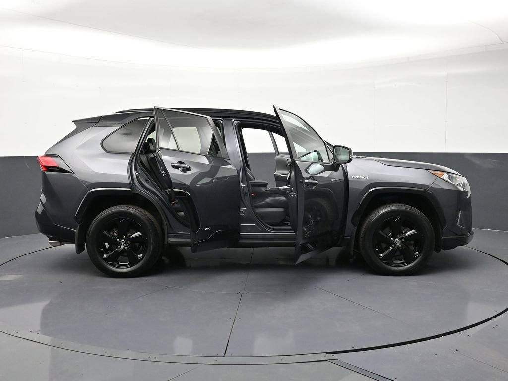 Used 2019 Toyota RAV4 XSE w/ Carpet Mat Package image 34