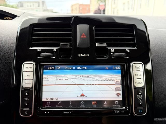 Used 2017 Nissan Leaf SL w/ Premium Package FWD image 32