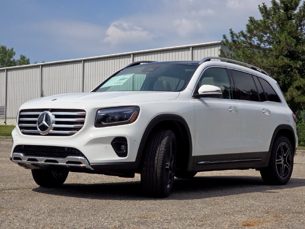 New 2026 Mercedes-Benz GLB 250 4MATIC image 12