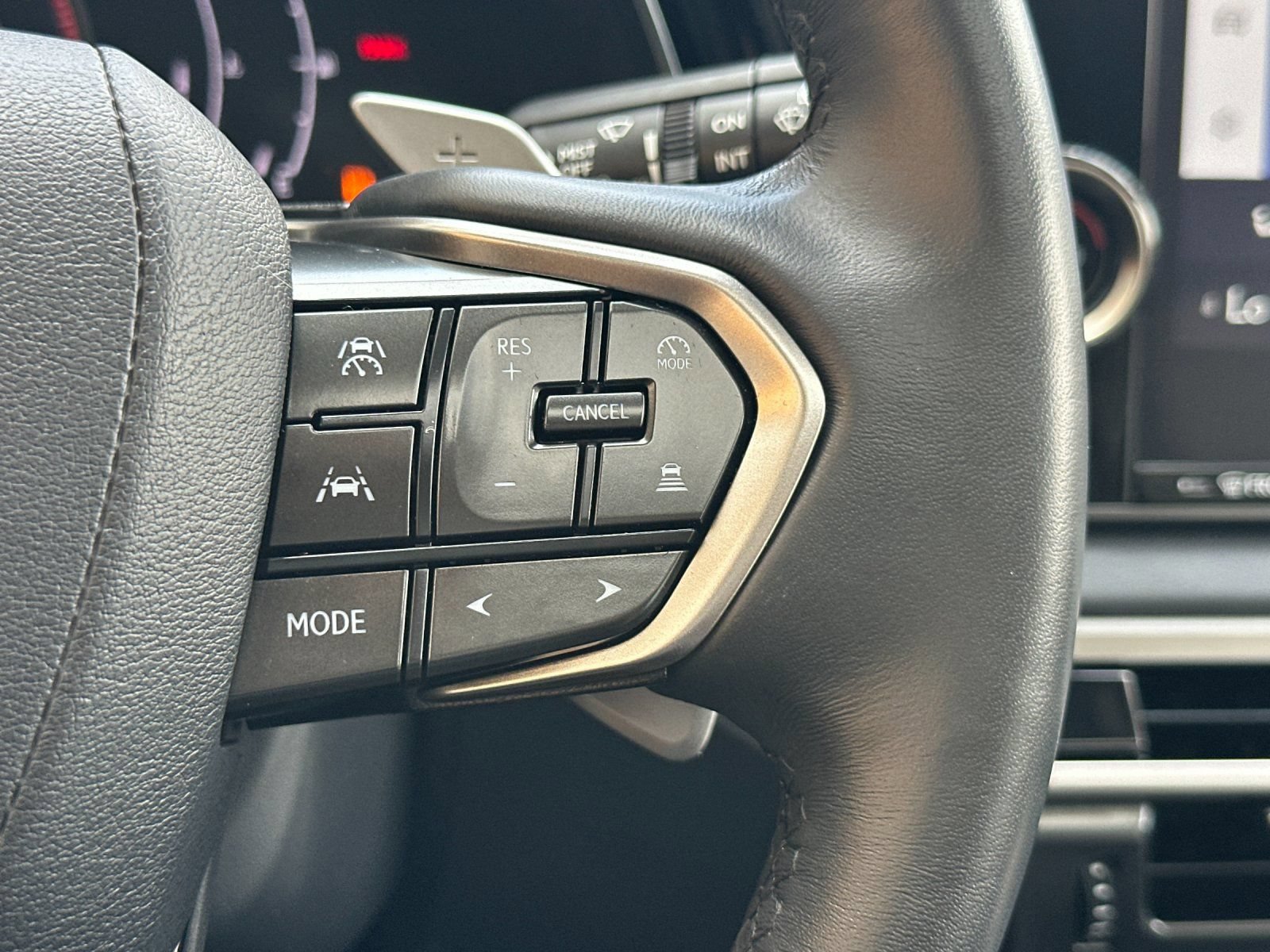 Used 2024 Lexus RX 350 FWD w/ Technology Package image 29