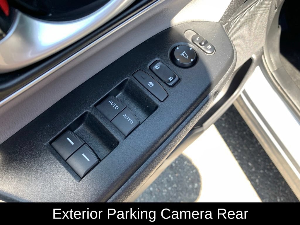 Used 2021 Honda CR-V Touring image 12