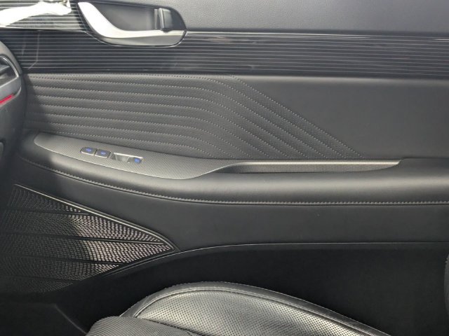 Used 2025 Hyundai Palisade Calligraphy FWD image 26