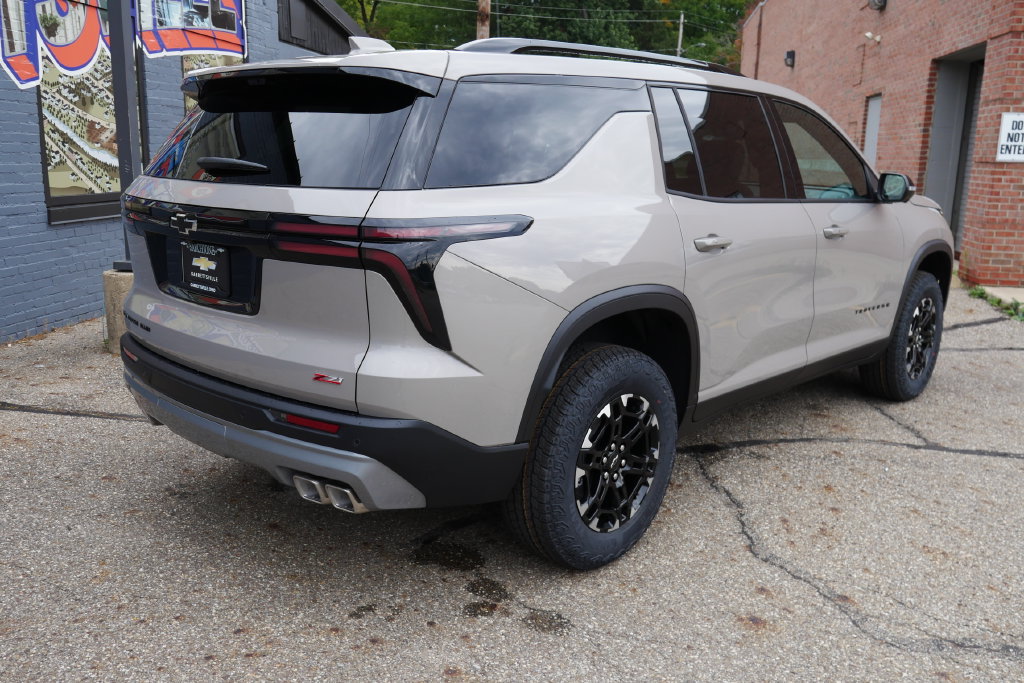 New 2027 Chevrolet Traverse Z71 AWD/4WD image 4