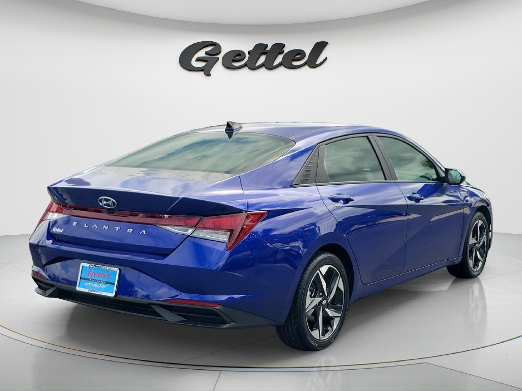 Used 2023 Hyundai Elantra SEL w/ Convenience Package FWD image 7
