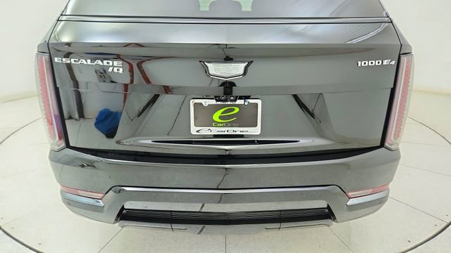 Used 2025 Cadillac Escalade IQ Sport 2 image 11