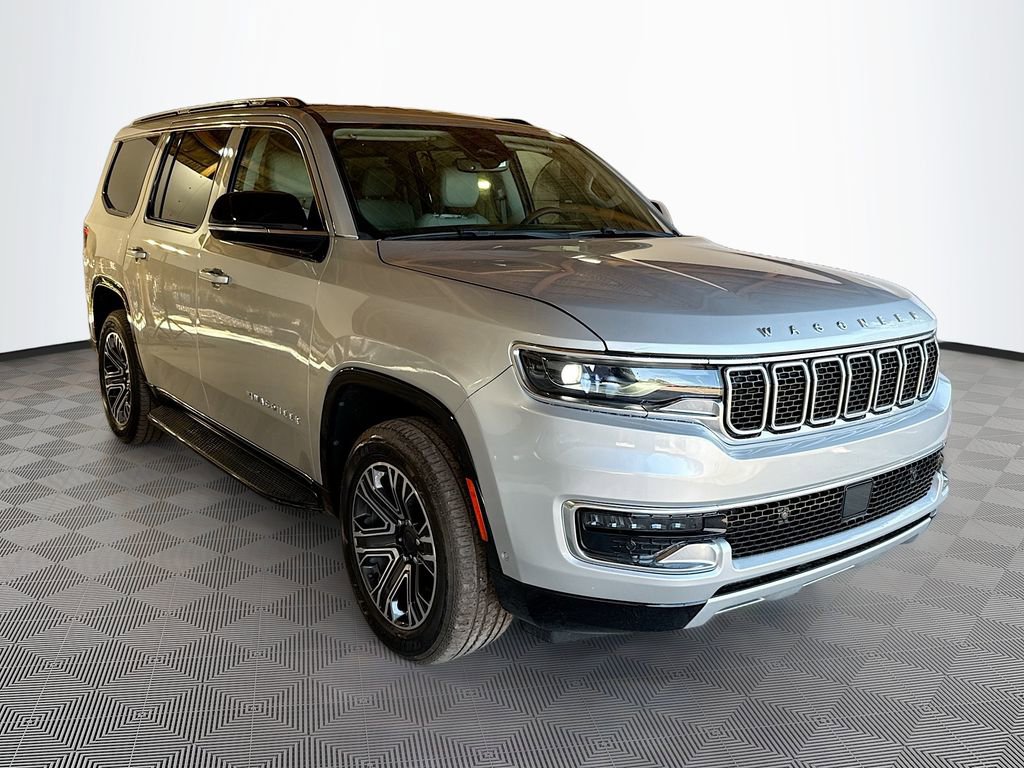 Used 2024 Jeep Wagoneer Series II w/ Flexible Seating Group RWD image 4