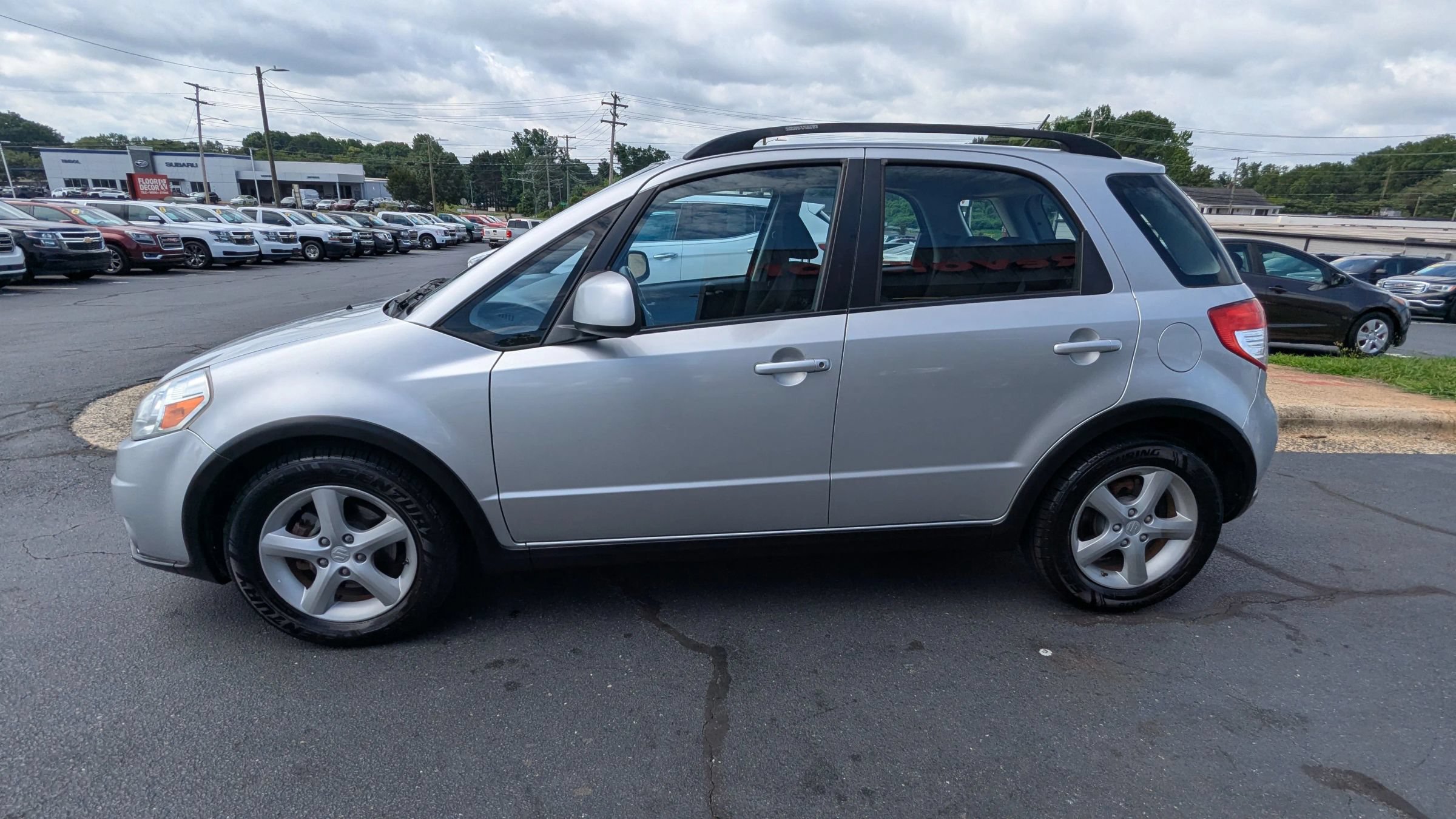 Used 2008 Suzuki SX4 AWD Hatchback image 4