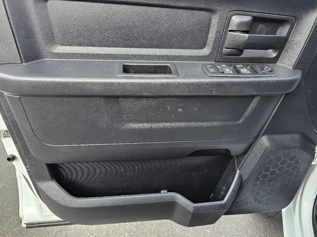 Used 2016 RAM 2500 Tradesman w/ Protection Group image 27