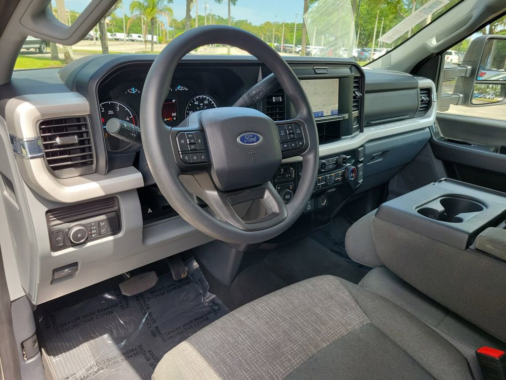Used 2025 Ford F250 XLT image 16