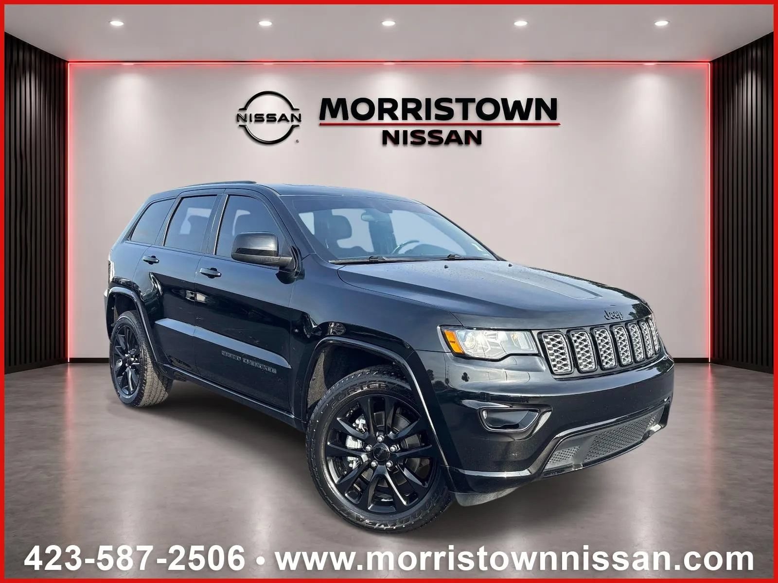 Used 2021 Jeep Grand Cherokee Laredo X AWD/4WD image 1