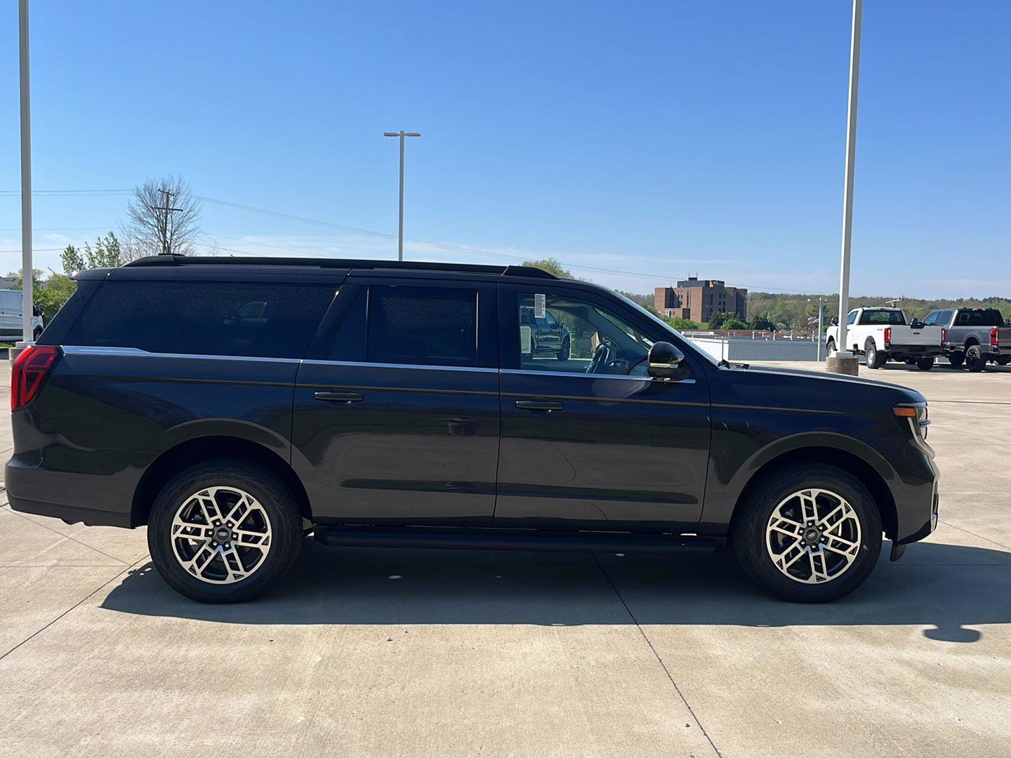 New 2026 Ford Expedition Max Active image 4