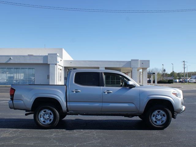 Used 2020 Toyota Tacoma SR w/ SR Convenience Package RWD image 16