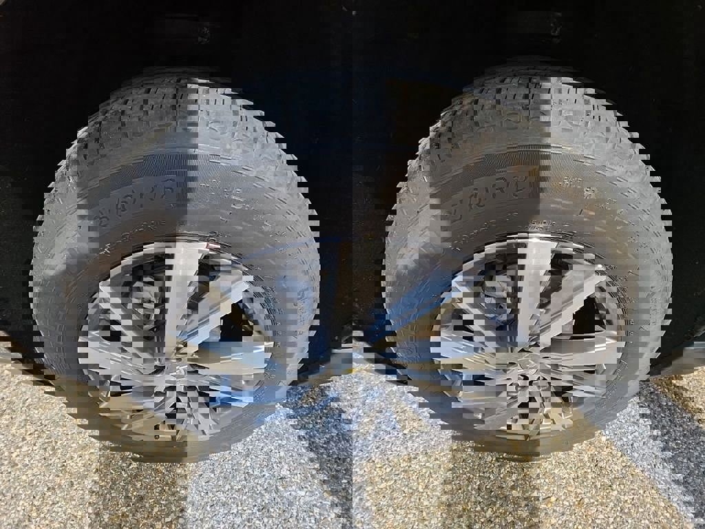 Used 2022 Chevrolet Equinox Premier AWD/4WD image 40