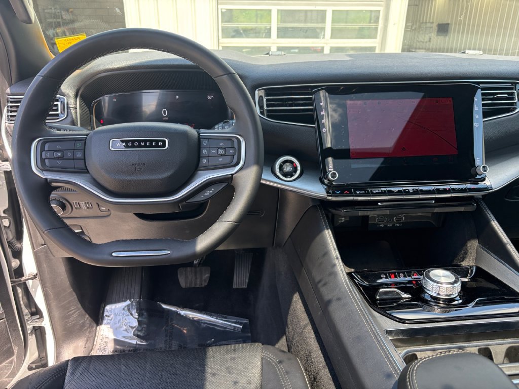 Used 2024 Jeep Wagoneer Series II AWD/4WD image 29