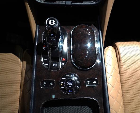 Used 2017 Bentley Bentayga image 17