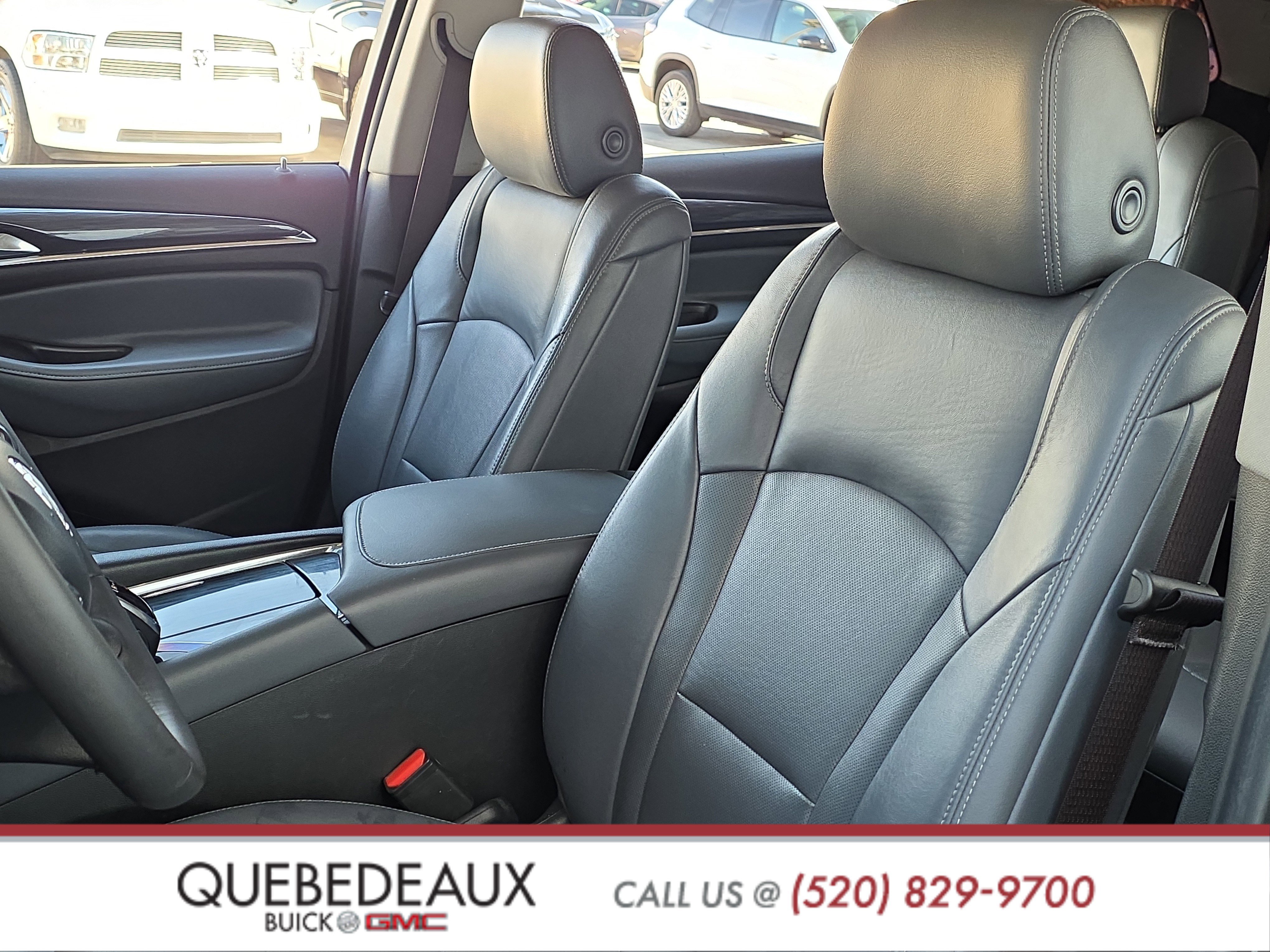 Used 2021 Buick Enclave Essence w/ Sport Touring Edition image 13