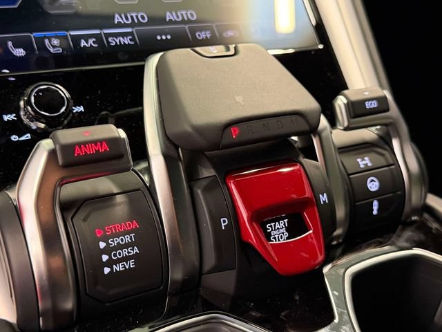 Used 2024 Lamborghini Urus S AWD/4WD image 31