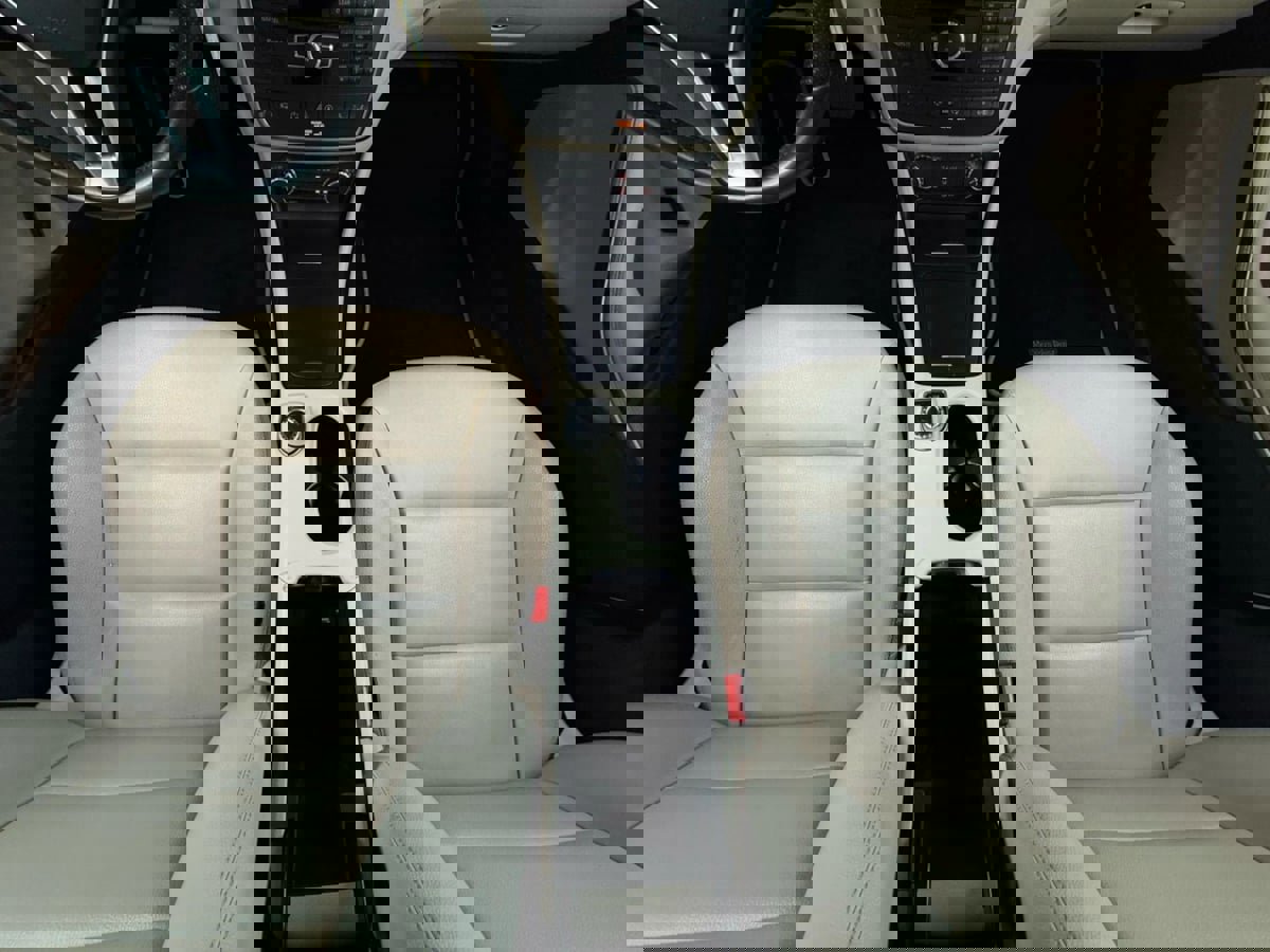 Used 2015 Mercedes-Benz GLA 250 4MATIC image 49