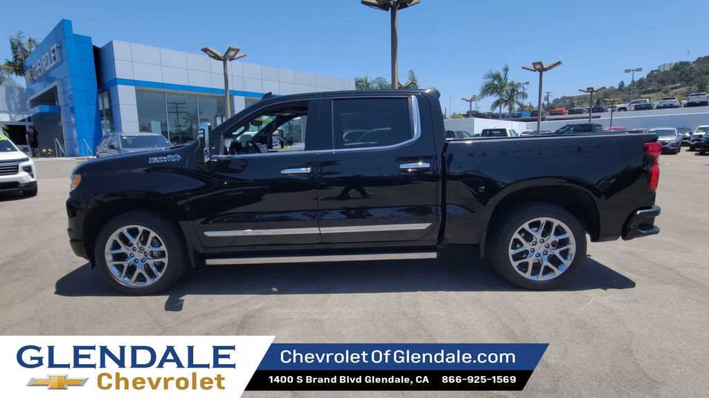 Certified 2023 Chevrolet Silverado 1500 High Country w/ High Country Premium Package AWD/4WD image 5