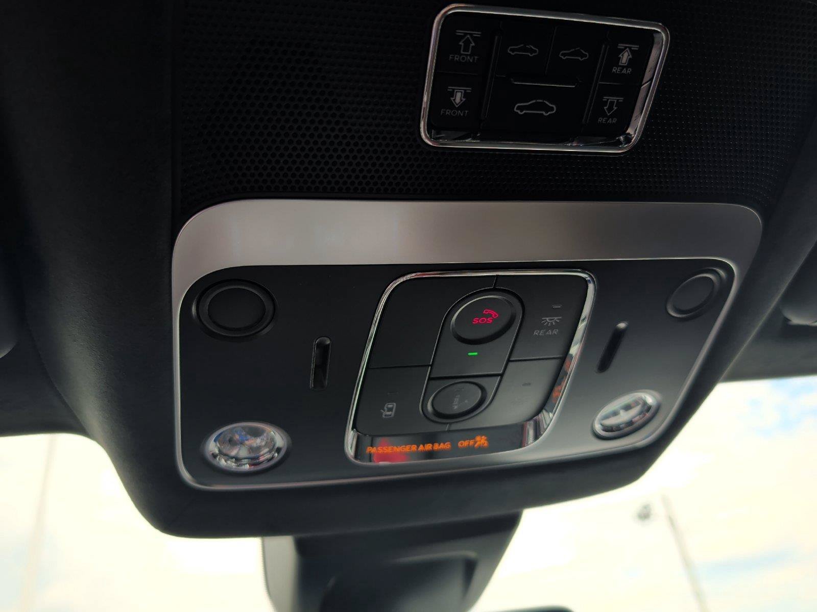 New 2026 Bentley Flying Spur Plug-In Hybrid AWD/4WD image 36