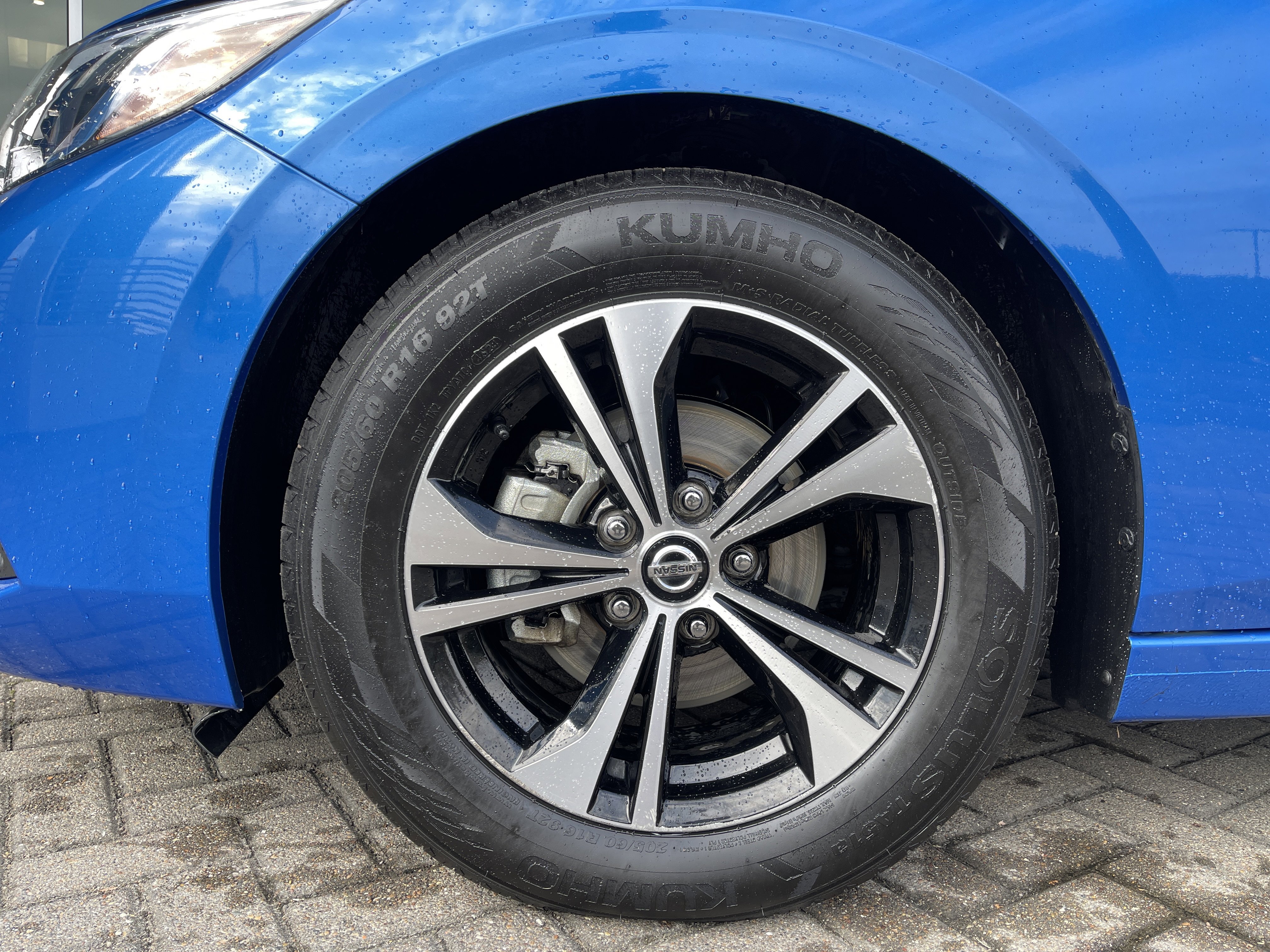 Used 2022 Nissan Sentra SV image 11