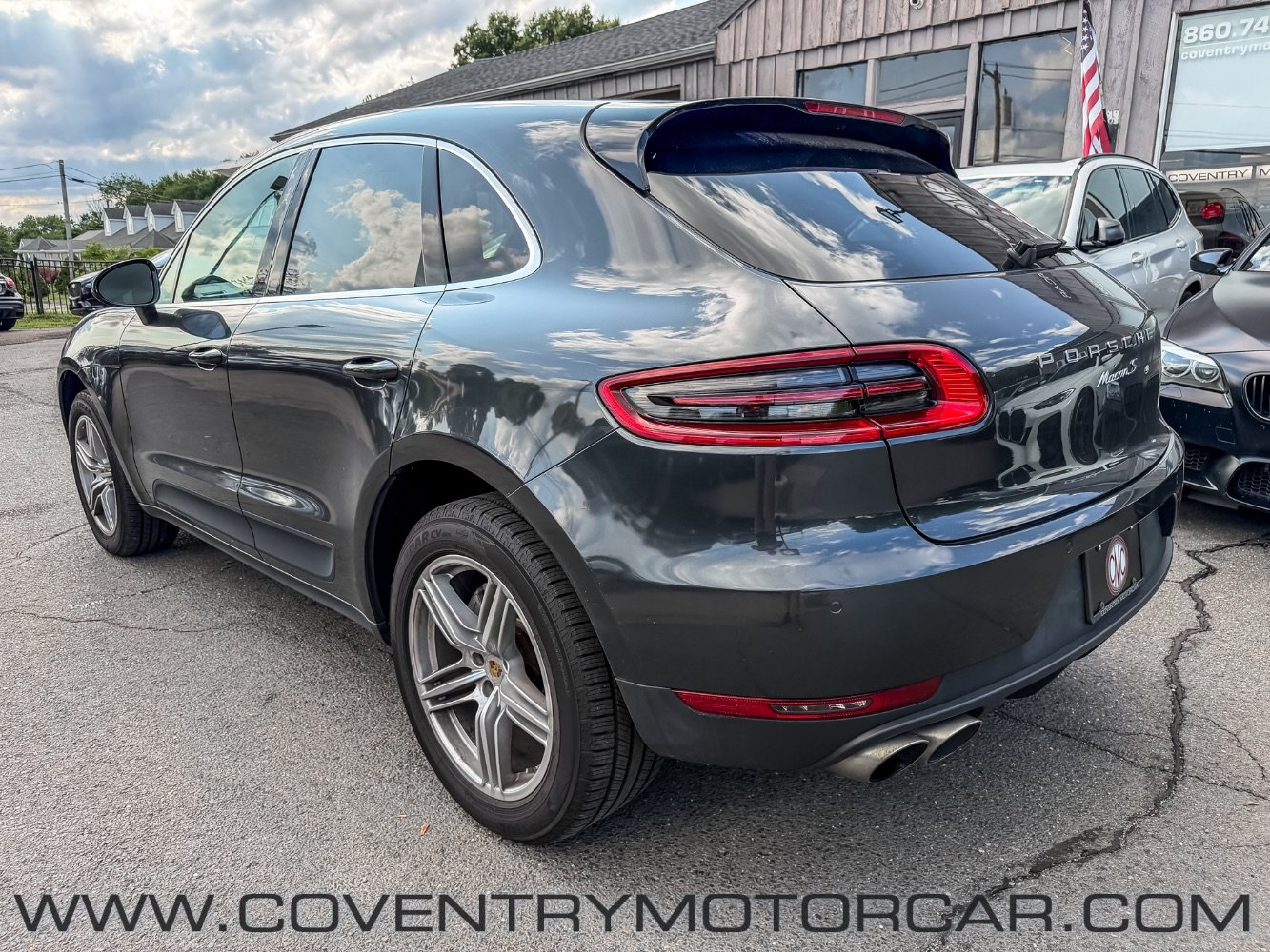 Used 2017 Porsche Macan S AWD/4WD image 7