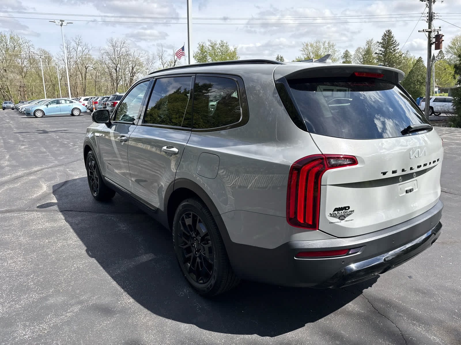 Used 2022 Kia Telluride SX w/ SX Prestige Package AWD/4WD image 5