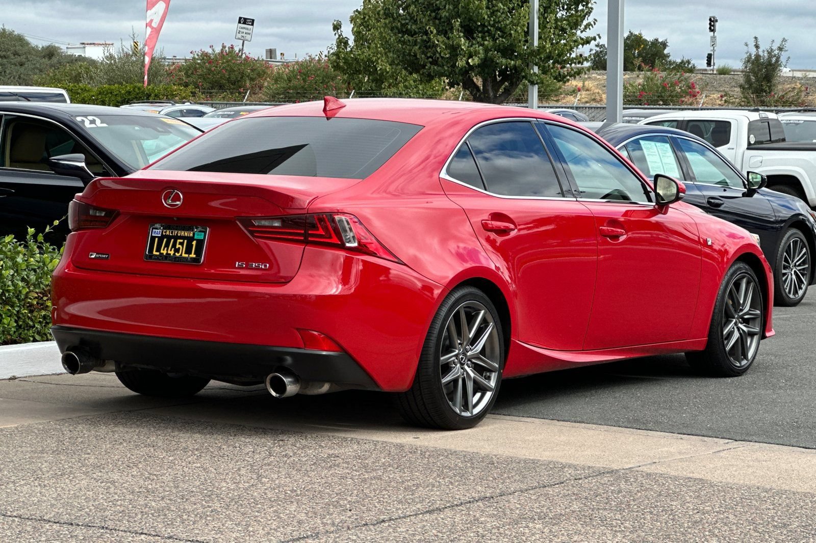 Used 2016 Lexus IS 350 w/ F Sport Package RWD image 4