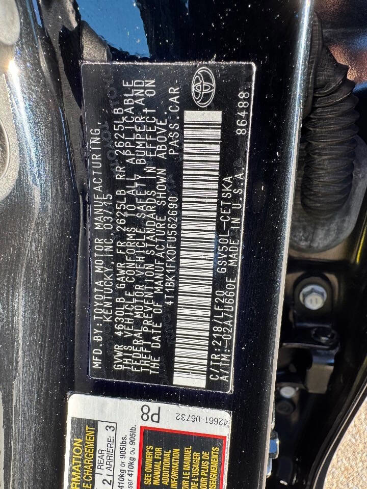 Used 2015 Toyota Camry XSE image 11