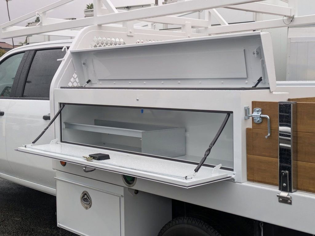 New 2026 GMC Sierra 3500 Pro w/ Convenience Package image 15