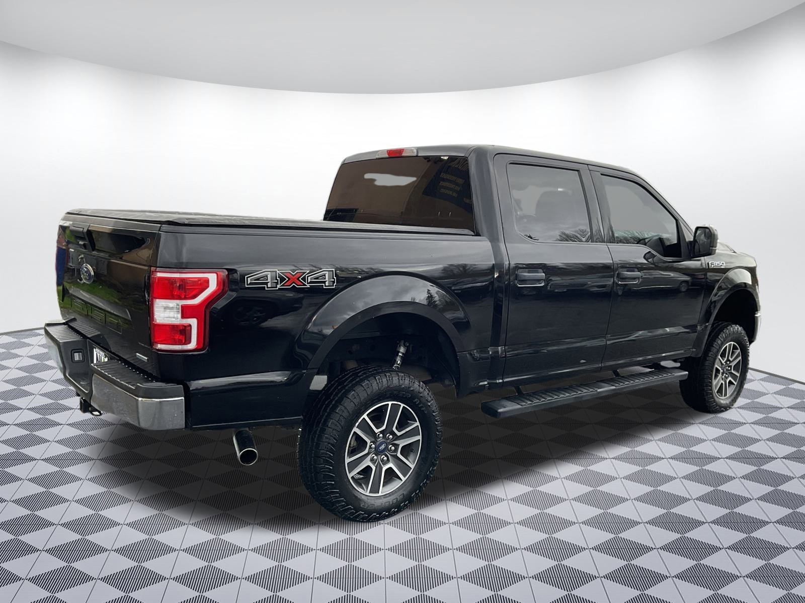 Used 2020 Ford F150 XLT image 3